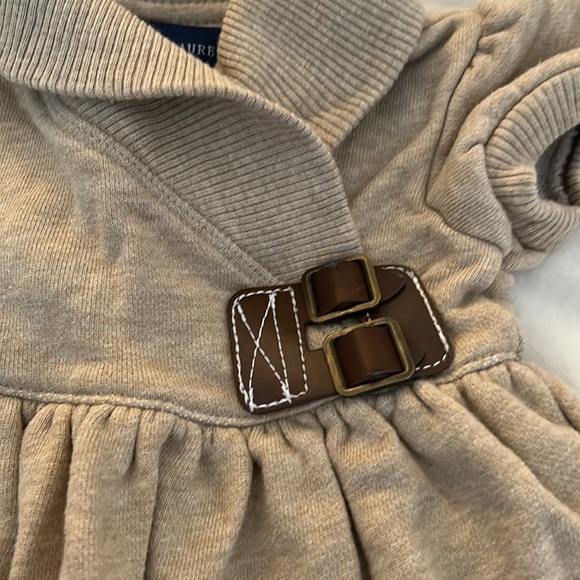 Adorable sweater from Ralph Lauren - Picture 2 of 5
